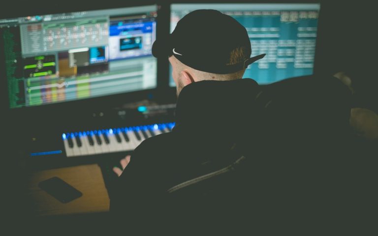 How to Become A Music Producer
