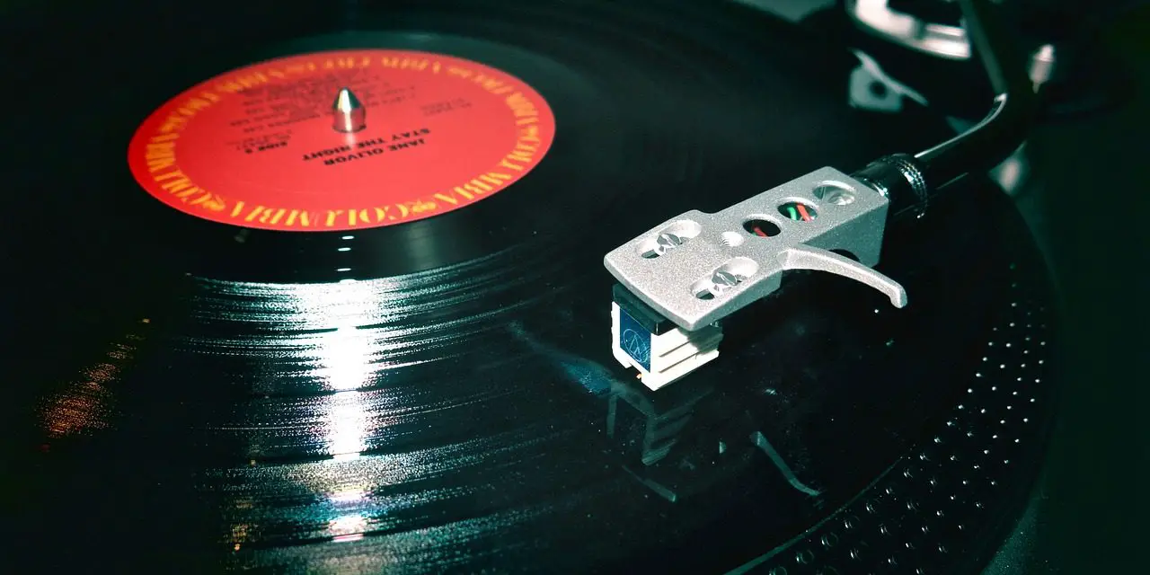 How Much Does it Cost to Make Vinyl Records?