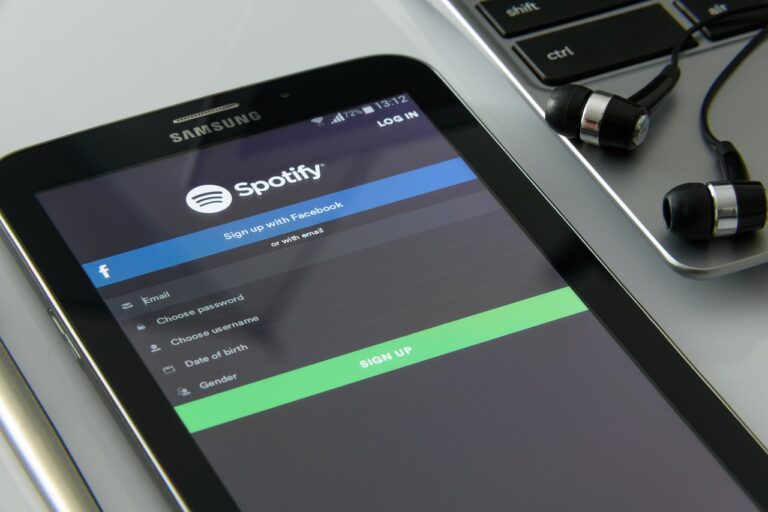 What is a Spotify Pre-Save Campaign? How Do I Start One?