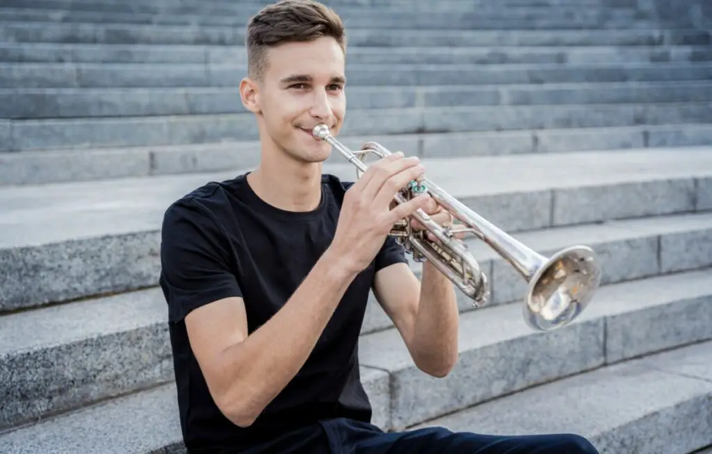 Cornet vs Trumpet - intro image- someone playing the trumpet