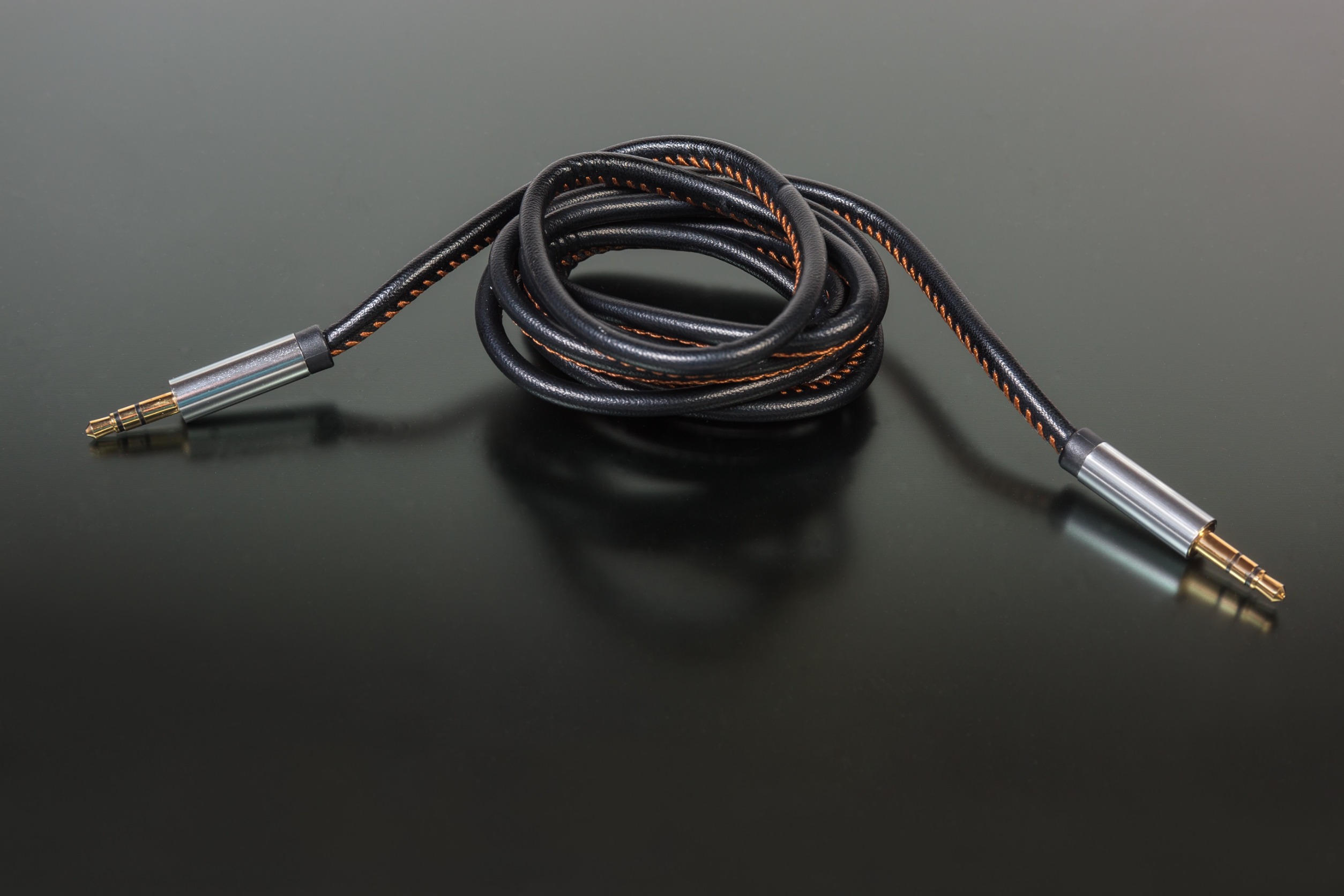 Can You Use a TRS Cable for Guitar?